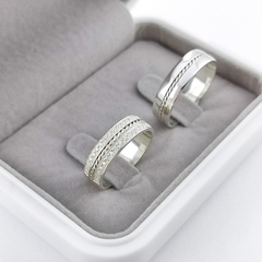 Aliança premium em 6mm (30 pedras) | PRATA 950 na internet