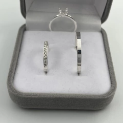 aliança 2mm reta/lisa c/ 15 pedras em zircônia | PRATA 950 - comprar online