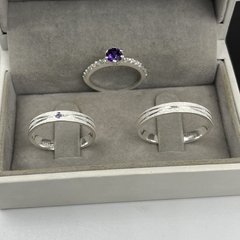 Aliança 3mm (c/ frisos transversais + solitário personalizado purple) | PRATA 950 na internet