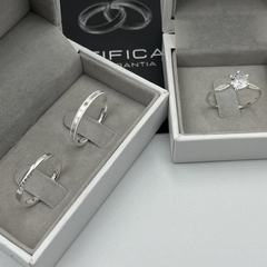 Aliança 2mm torcida (c/ 8 pedras em zircônia) | PRATA 950 - Fábrica de Alianças Namoratha 