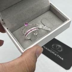 aliança 4mm (15 pedras em zircônia pink) | PRATA 950 na internet