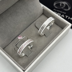 Aliança 4mm (15 pedras em zircônia rosa) | PRATA 950 na internet