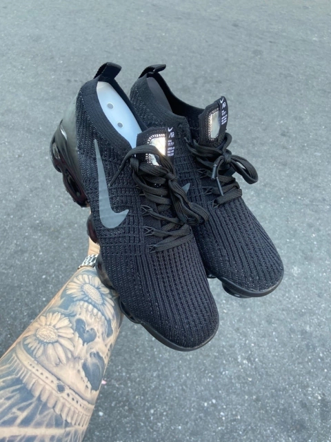 NIKE VAPOR MAX 3.0