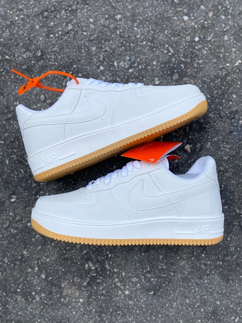 NIKE AIR FORCE