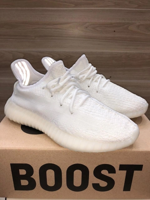 YEEZY BOOST 350