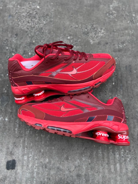 NIKE 4 MOLAS SUPREME