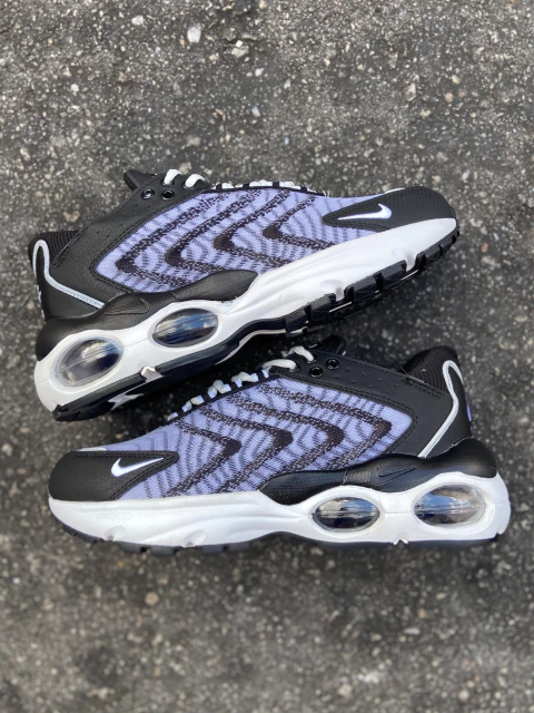 NIKE AIR MAX TW