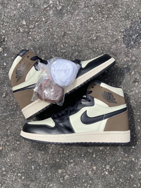 NIKE AIR JORDAN 1 CANO ALTO