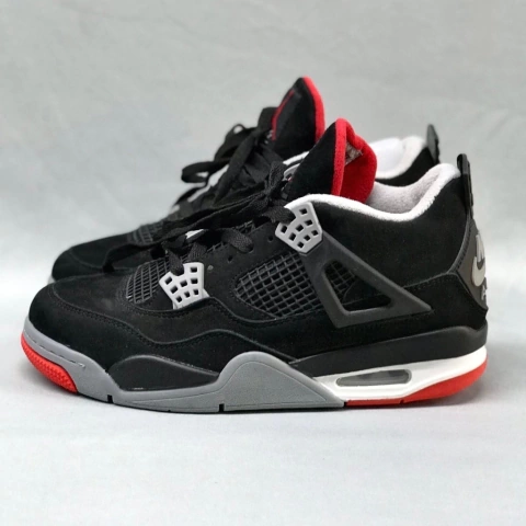 NIKE AIR JORDAN 4
