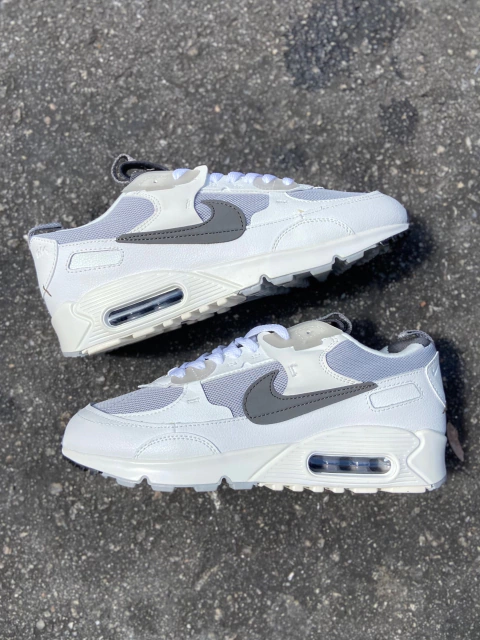 NIKE AIR MAX 90