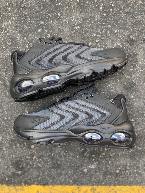 NIKE AIR MAX TW