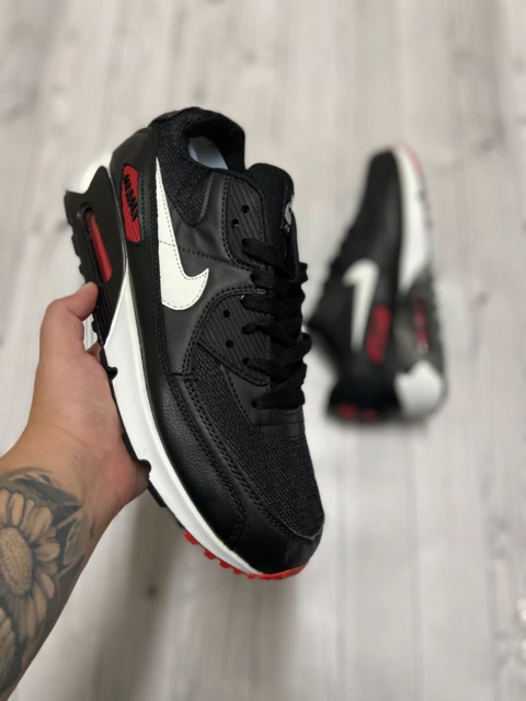 NIKE AIR MAX 90
