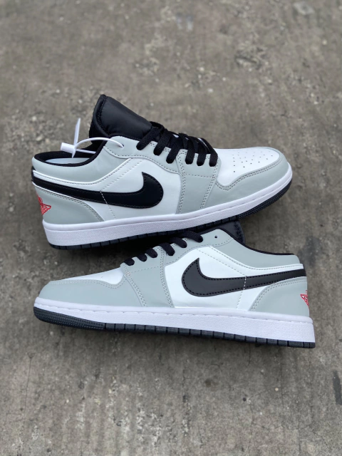 AIR JORDAN 1 LOW