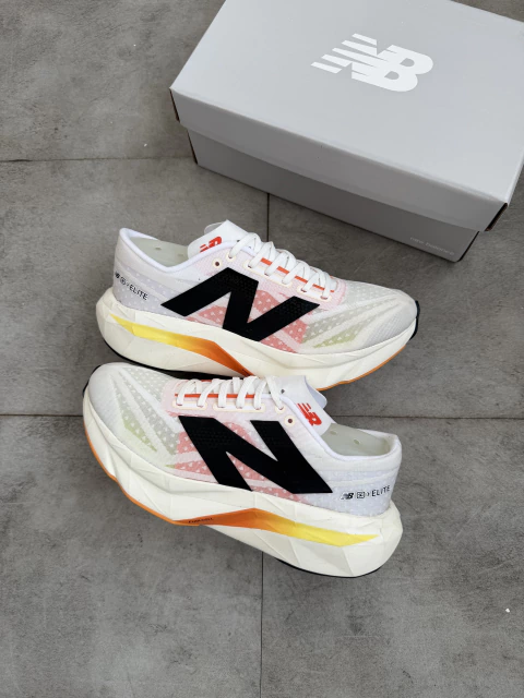 NEW BALANCE FUELCELL REBEL V4 - comprar online