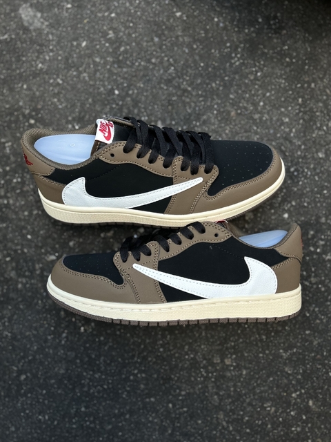 NIKE AIR JORDAN 1 LOW TRAVIS SCOTT