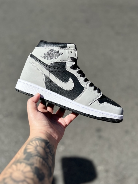 NIKE AIR JORDAN 1 RETRO HIGH OG SHADOW 2.0