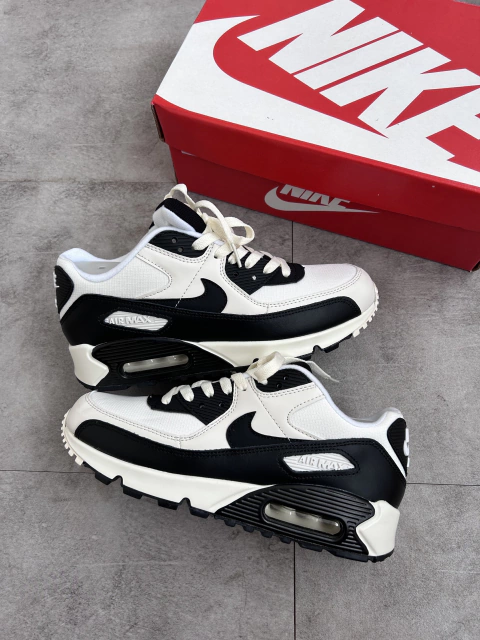 NIKE AIR MAX 90