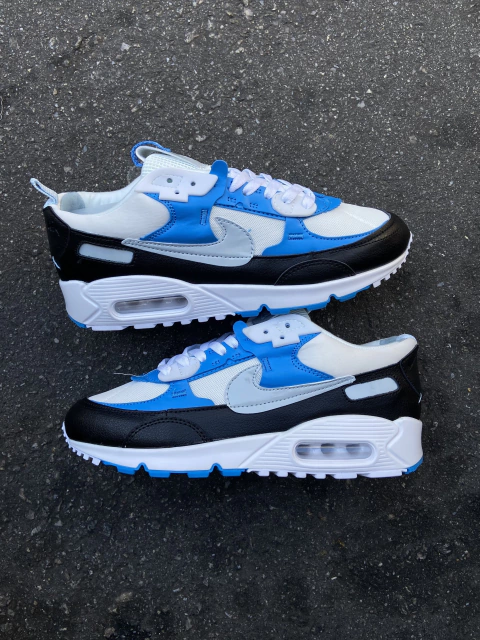 NIKE AIR MAX 90