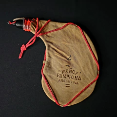 Bota de vino Muñoz Pamplona 2 Litros.