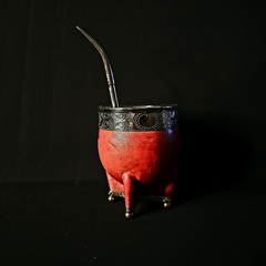 Mate Imperial línea PREMIER con cuero repujado. Incluye bombillón cincelado. - Distinguida Tradición | Marroquinería y Platería Criolla | Regalos exclusivos | San Rafael Mendoza