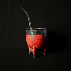 Mate Imperial línea PREMIER con cuero repujado. Incluye bombillón cincelado. - Distinguida Tradición | Marroquinería y Platería Criolla | Regalos exclusivos | San Rafael Mendoza