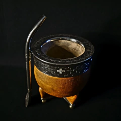 Mate Imperial línea PREMIER con cuero repujado. Incluye bombillón cincelado. - online store