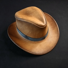 Sombreros de cuero original.