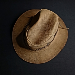 Sombreros de cuero original.