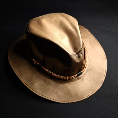 Sombreros de cuero original. - (copia)