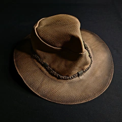 Sombreros de cuero original. - (copia) - Distinguida Tradición | Marroquinería y Platería Criolla | Regalos exclusivos | San Rafael Mendoza