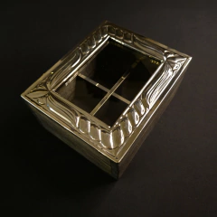 Caja de té de madera y alpaca. 4 compartimentos.