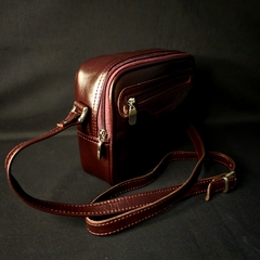 Bandolera de cuero original. Color negro. - comprar online
