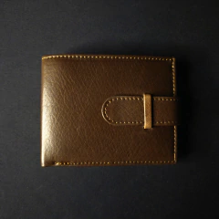 Billetera de caballero con rabillo.
