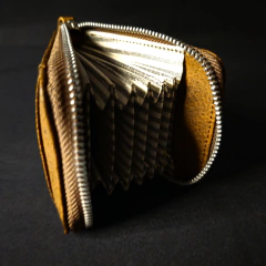 Image of Porta tarjetas de cuero original, modelo Pocket.