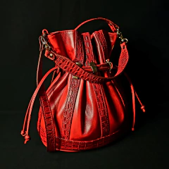 Bolso/Bandolera de cuero modelo Carmel. Color rojo. - buy online