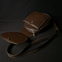 Morral/Mochila de cuero premium con cierres. Color Habano. - comprar online