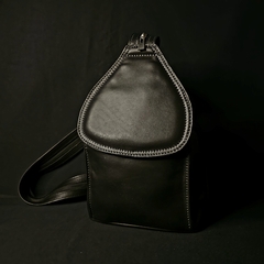 Morral/Mochila de cuero premium con cierres. Color Habano. - (copia)