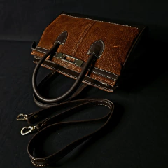 Image of Cartera de cuero combinada modelo Hermes.