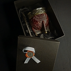 Imagen de Mate Imperial línea PREMIER con bombillón y caja.