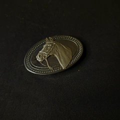 Image of Hebilla de alpaca con baño en plata.