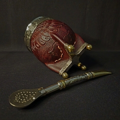 Imagen de Mate Imperial línea PREMIER con bombillón y caja.