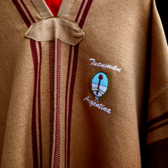 Poncho Tucumano pesado con bordado - comprar online