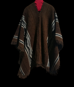 Ponchos exclusivos Distinguida Tradición LANA ARTESANAL - Distinguida Tradición | Marroquinería y Platería Criolla | Regalos exclusivos | San Rafael Mendoza