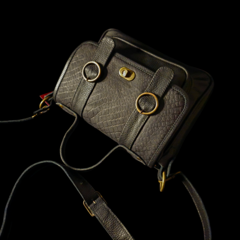 Cartera de dama en cuero original. ROSENDA. en internet