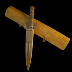 Cuchillo Criollo encabado en tiento fino. . en internet