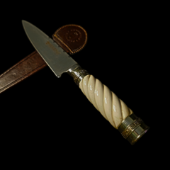 Cuchillo criollo SEIGEN encabado en hueso.