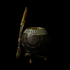 Mate Torpedo línea PREMIER con cuero repujado y bombillón de alpaca pesado. - Distinguida Tradición | Marroquinería y Platería Criolla | Regalos exclusivos | San Rafael Mendoza