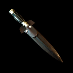 Cuchillo criollo en acero inoxidable.