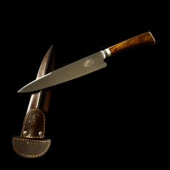 Cuchillo criollo Libertad encabado en madera de Urunday.
