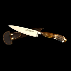 Cuchillo criollo 3 Claveles encabado en Guayubira y asta . en internet